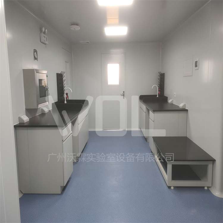 祝賀廣西某股份有限公司食品檢測(cè)實(shí)驗(yàn)室裝修工程順利完工即將投入使用！